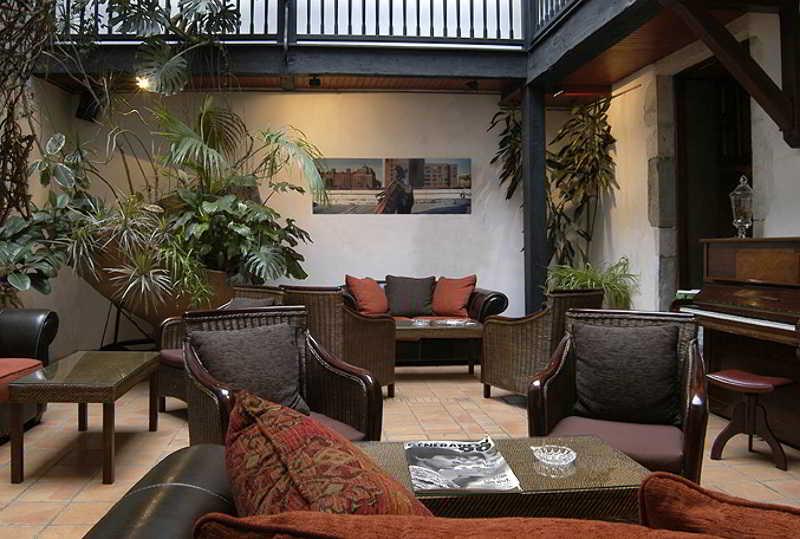 The Originals City, Hotel La Reine Jeanne, ออร์เตซ ภายนอก รูปภาพ